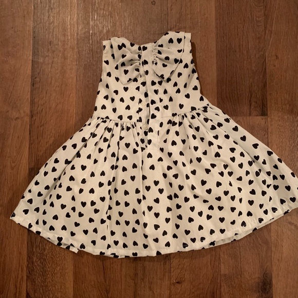 Carters heart dress - Picture 2 of 2
